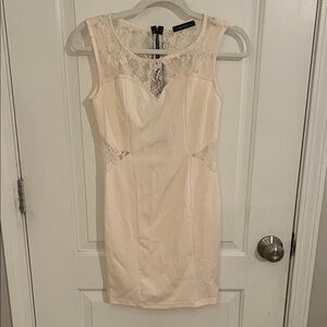 The Vintage Shop Ivory Lace Dress
